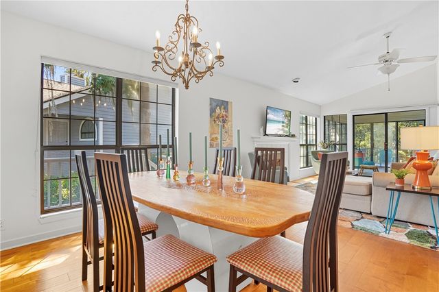 4 Bay Tree Court W, St Simons Island, GA 31522