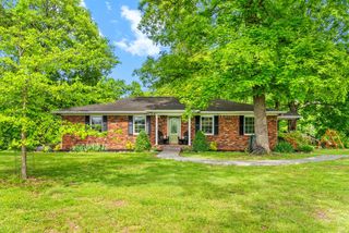 1711 Lovers Lane, Hopkinsville, KY 42240