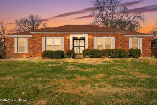 10501 Lawrencekirk Ct, Louisville, KY 40243