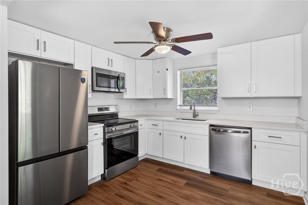 Image 11 of property listing at 917 Wexler Street, Savannah, GA 31415