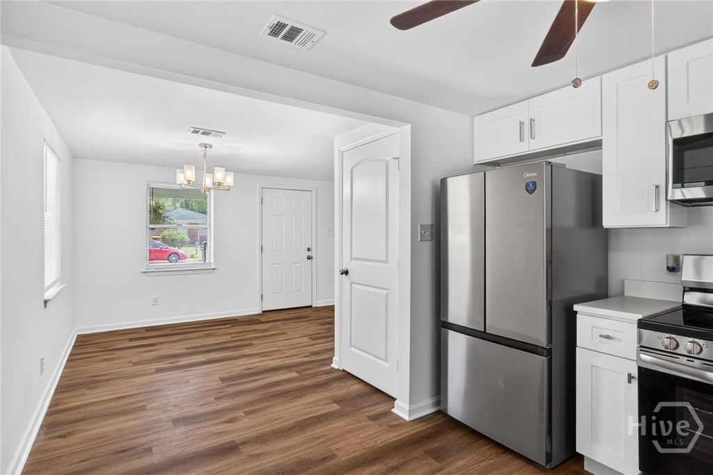 Image 12 of property listing at 917 Wexler Street, Savannah, GA 31415