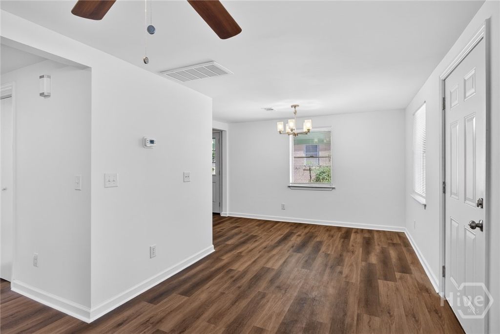 Image 6 of property listing at 917 Wexler Street, Savannah, GA 31415