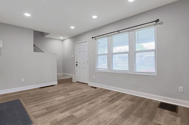 446 Catherine Street, Columbus, OH 43223