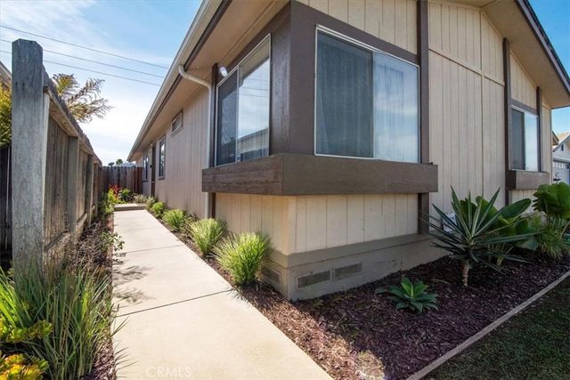 906 Vista Montana, Santa Maria, CA 93458