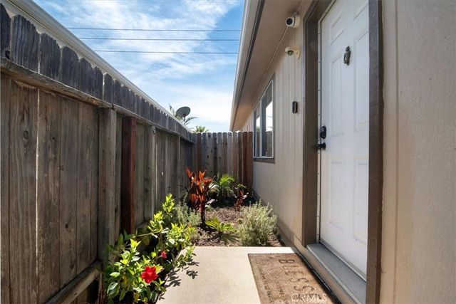 906 Vista Montana, Santa Maria, CA 93458