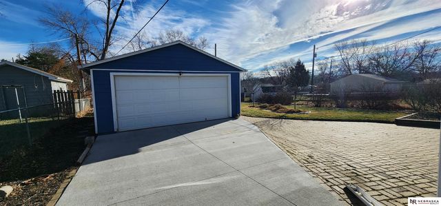 7415 Terry Drive, La Vista, NE 68128