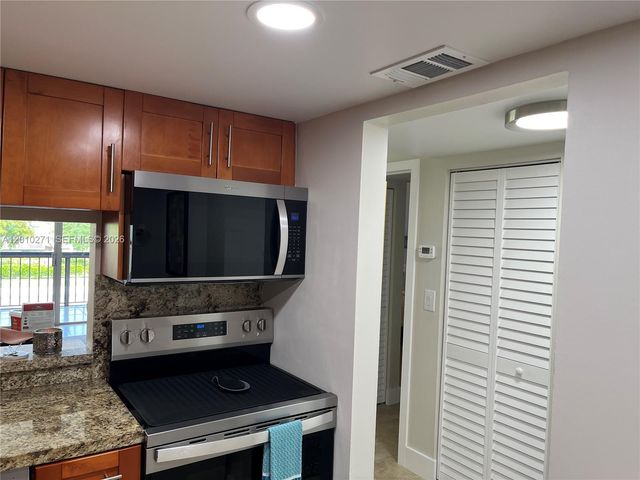10525 SW 112th Avenue 314, Miami, FL 33176