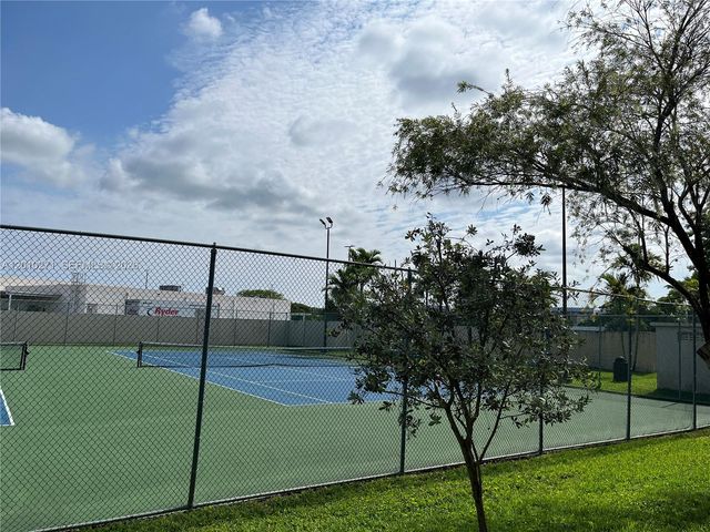10525 SW 112th Avenue 314, Miami, FL 33176