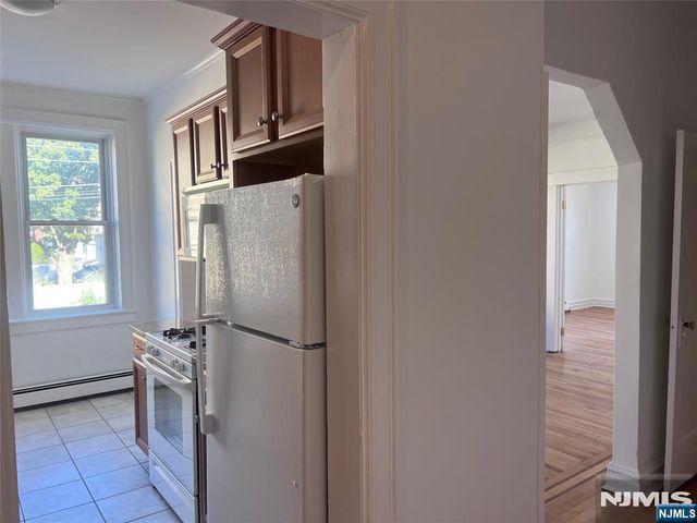 236 Greenmount 1, Cliffside Park, NJ 07010