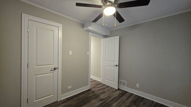 17092 Jodave Avenue, Hazel Crest, IL 60429