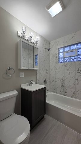 17092 Jodave Avenue, Hazel Crest, IL 60429