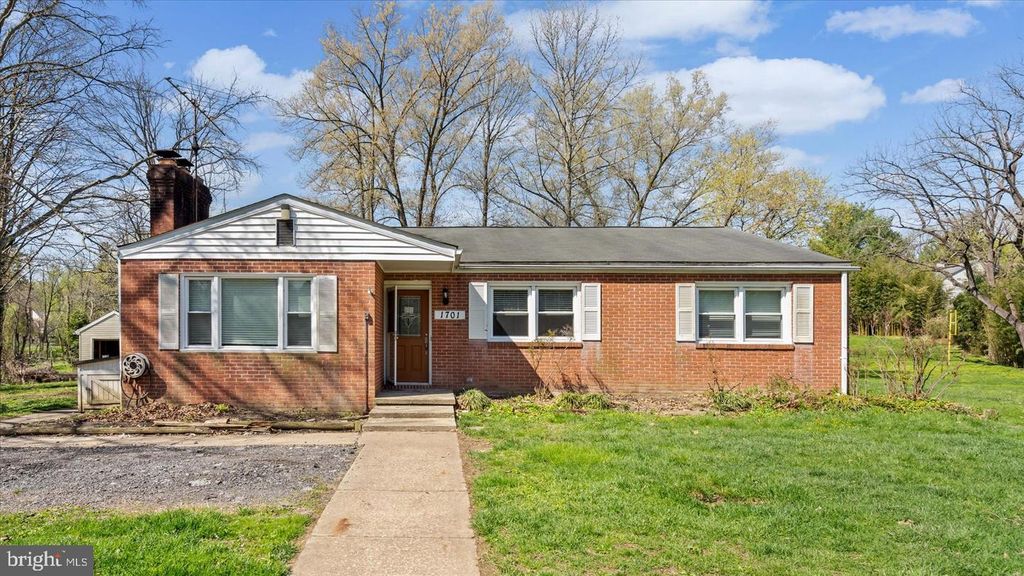 Image 1 of property listing at 1701 ROLAND AVE, Baltimore, MD 21204