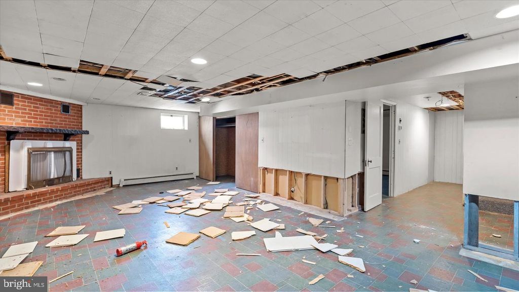 Image 43 of property listing at 1701 ROLAND AVE, Baltimore, MD 21204