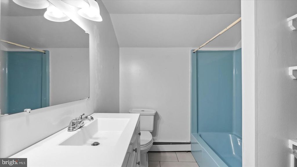 Image 60 of property listing at 1701 ROLAND AVE, Baltimore, MD 21204