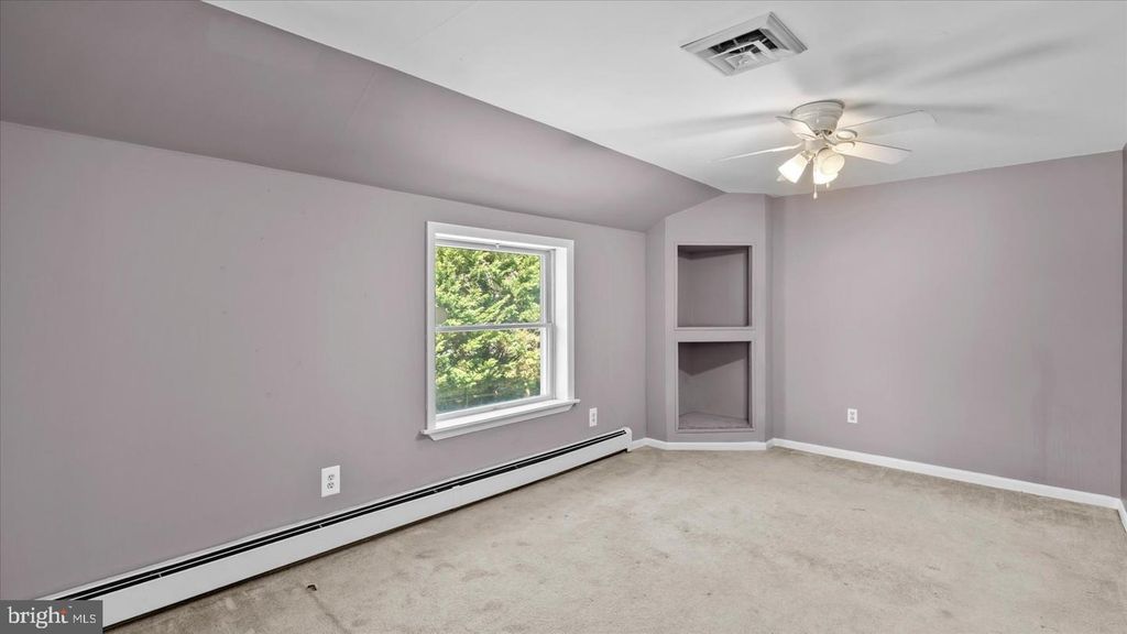 Image 62 of property listing at 1701 ROLAND AVE, Baltimore, MD 21204