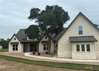 111 Ashton Oaks Drive, New Braunfels, TX 78132