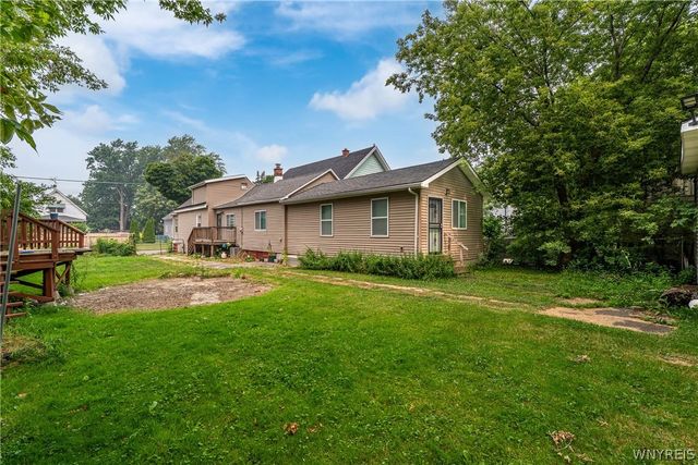 313 Benzinger St., Buffalo, NY 14206