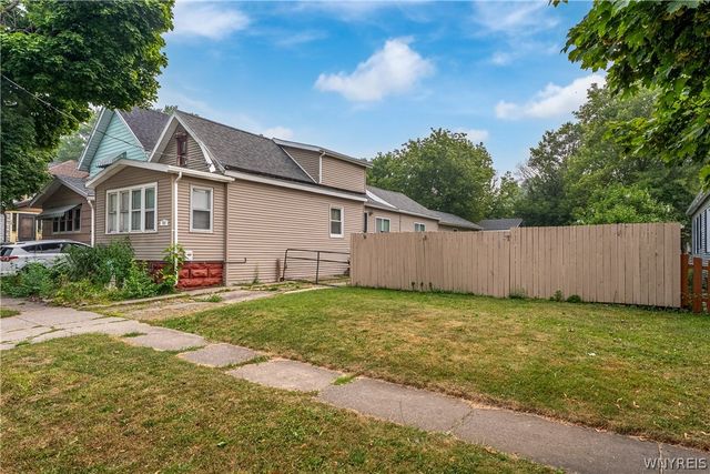 313 Benzinger St., Buffalo, NY 14206