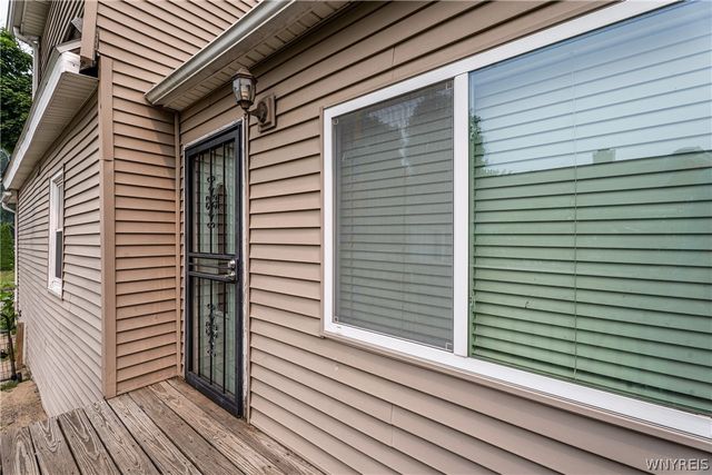 313 Benzinger St., Buffalo, NY 14206