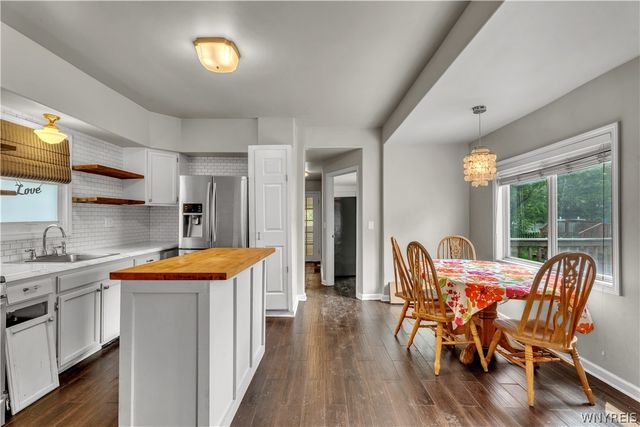 313 Benzinger St., Buffalo, NY 14206