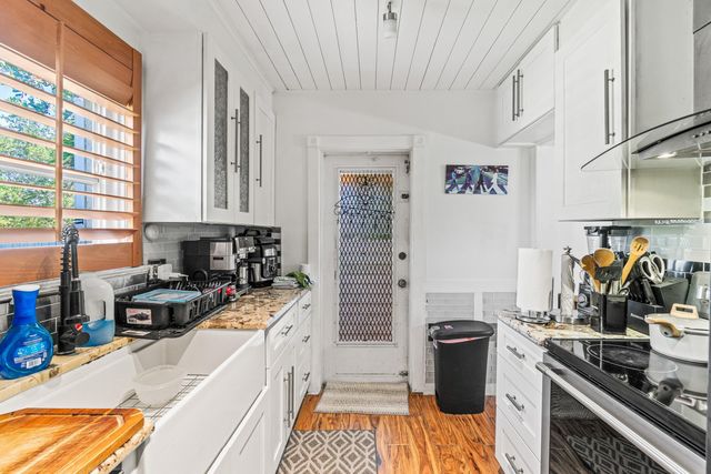 629 Selkirk Street, West Palm Beach, FL 33405