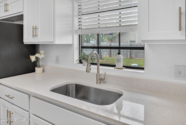 2188 CONSTITUTION Drive, Orange Park, FL 32073