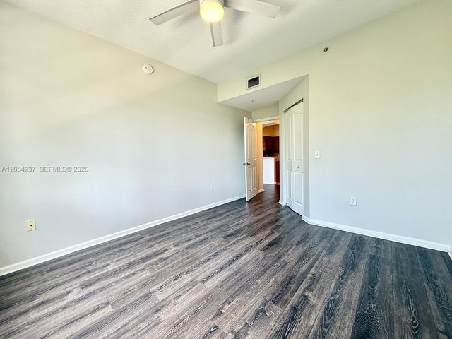9208 W Myrtlewood Cir W 208, Palm Beach Gardens, FL 33418