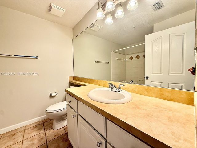 9208 W Myrtlewood Cir W 208, Palm Beach Gardens, FL 33418