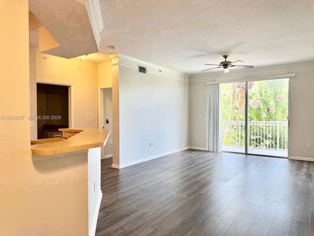 9208 W Myrtlewood Cir W 208, Palm Beach Gardens, FL 33418