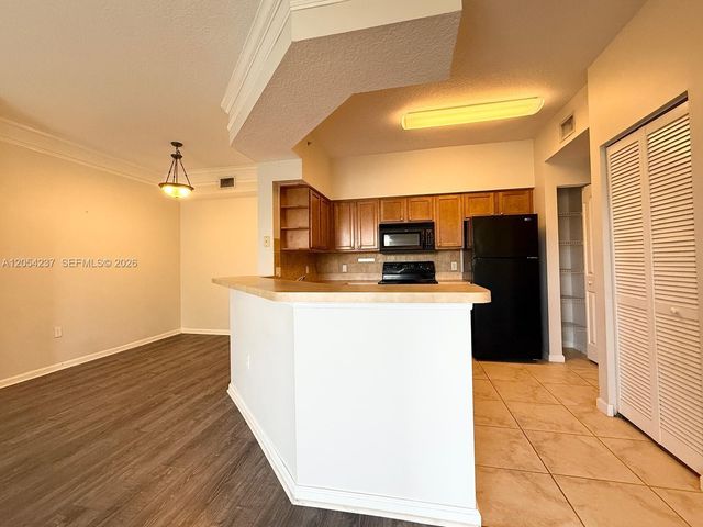 9208 W Myrtlewood Cir W 208, Palm Beach Gardens, FL 33418