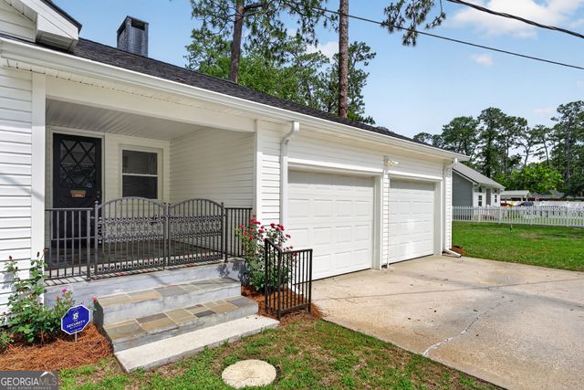 808 Seminole Trail, Waycross, GA 31501