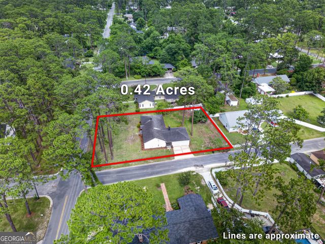 808 Seminole Trail, Waycross, GA 31501
