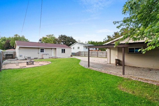 1513 E PLAZA DRIVE, Appleton, WI 54915