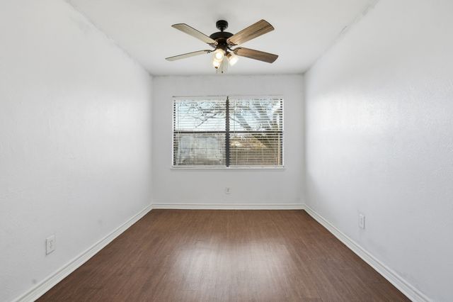 6101 Greenlawn Street, Rowlett, TX 75088