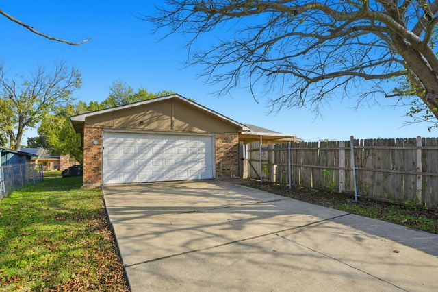 6101 Greenlawn Street, Rowlett, TX 75088