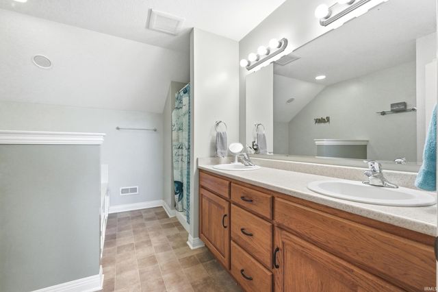 3226 Cilantro Cove, Fort Wayne, IN 46818