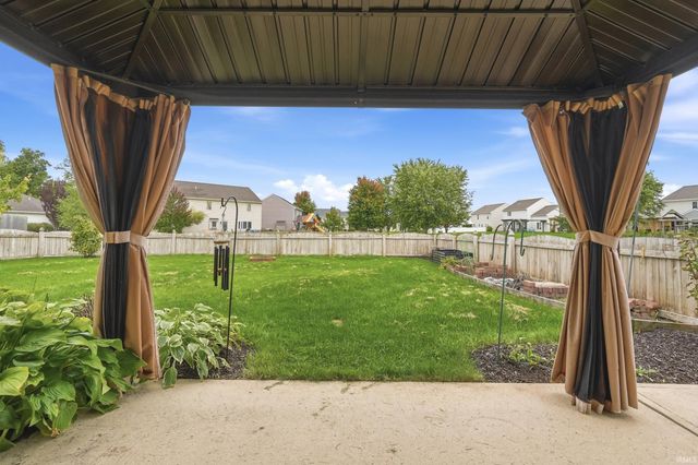 3226 Cilantro Cove, Fort Wayne, IN 46818