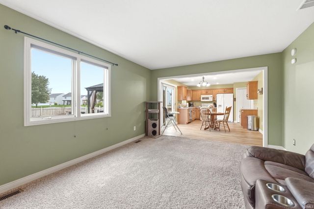 3226 Cilantro Cove, Fort Wayne, IN 46818