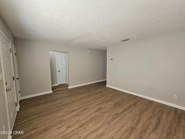 6325 Chipewa Street, Panama City, FL 32404