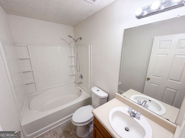 910 Paper Creek Drive, Lawrenceville, GA 30046