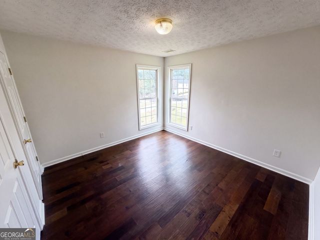 910 Paper Creek Drive, Lawrenceville, GA 30046
