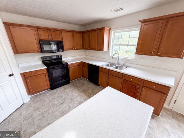 910 Paper Creek Drive, Lawrenceville, GA 30046