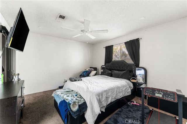 1152 E Avenue J12, Lancaster, CA 93535