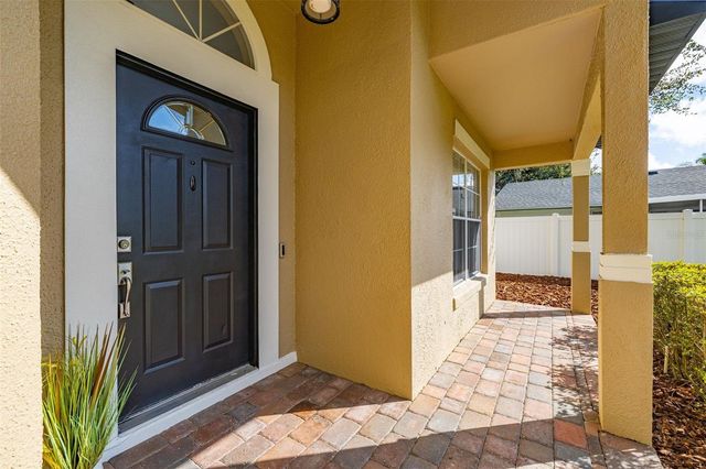 7918 LAKESIDE WOODS DRIVE, Orlando, FL 32810