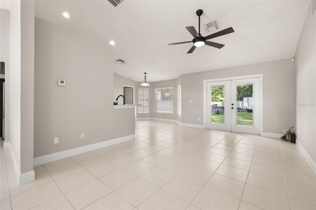7918 LAKESIDE WOODS DRIVE, Orlando, FL 32810