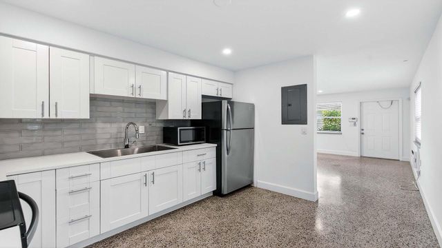 233 NE 13th Street 233.5, Delray Beach, FL 33444