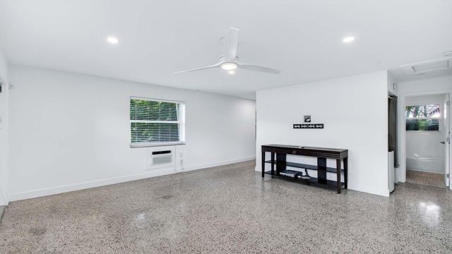 233 NE 13th Street 233.5, Delray Beach, FL 33444