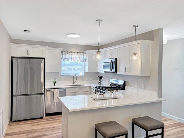 1812 SANIBEL COURT, The Villages, FL 32162