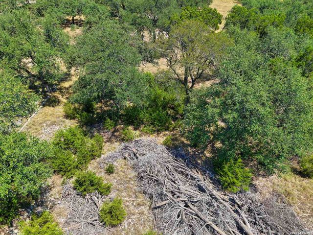 559 Clay Rdg, Canyon Lake, TX 78133