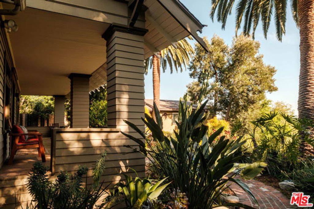 5015 Almaden Drive, Los Angeles, CA 90042